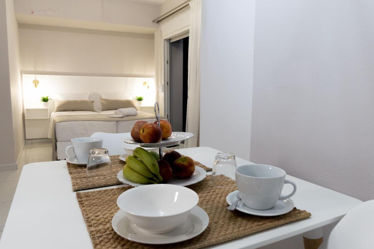 Sunset Brand New Luxury Apt With Pool & Sea View カルパトス エクステリア 写真