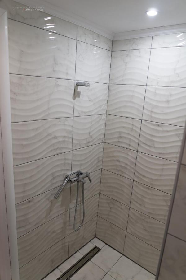 Sunset Brand New Luxury Apt With Pool & Sea View カルパトス エクステリア 写真